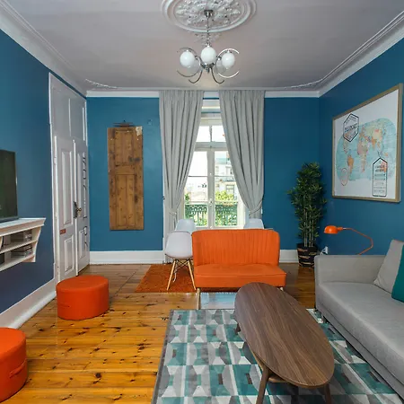 Passport Hotel