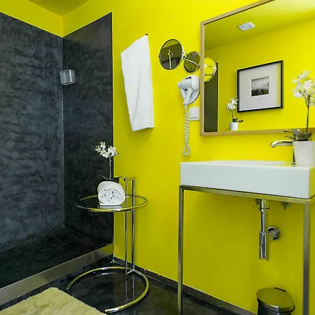 Hotel Passport Lisbon